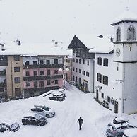 Albergo Centrale Forni
