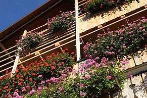 Albergo Centrale Forni