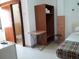 Marina's Rooms