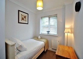 Elizabeth Court House