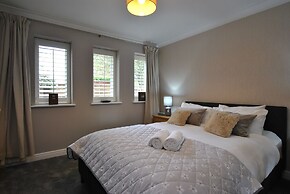 Elizabeth Court House