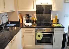 Elizabeth Court House