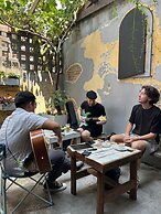 Hobnob Hostel - Adults Only
