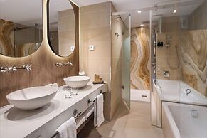 The Level at Melia Castilla