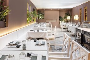 The Level at Melia Castilla