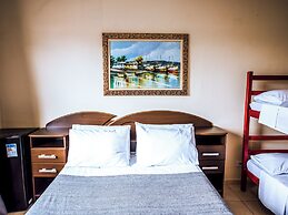 VELINN Pousada Praia do Perequê