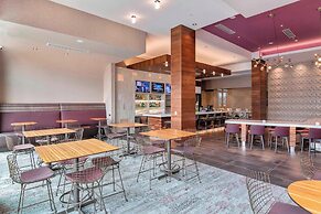 Courtyard by Marriott Raleigh Cary/Parkside Town Commons