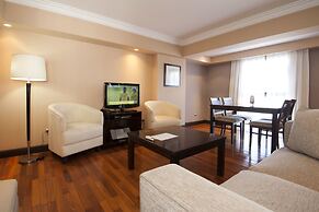 Premium Tower Suites