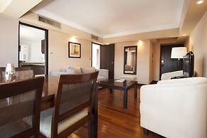 Premium Tower Suites