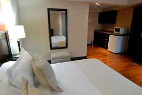 Premium Tower Suites