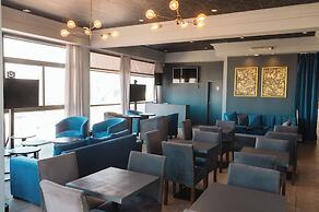 Premium Tower Suites