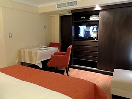 Premium Tower Suites San Luis