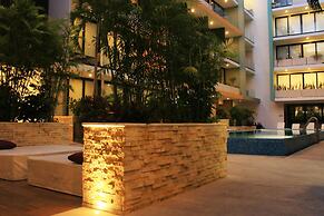 Menesse the City by Casago