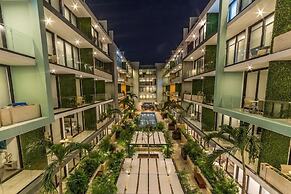 Menesse the City by Casago