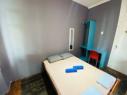 Reef Hostel & Pousada