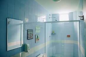 Reef Hostel & Pousada