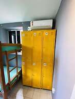 Reef Hostel & Pousada