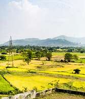 Hotel Grand Parivaar