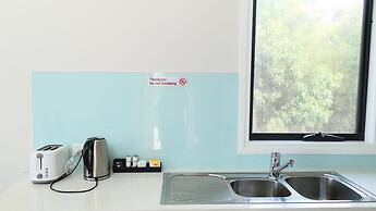 Apollo Bay Seal Apartments