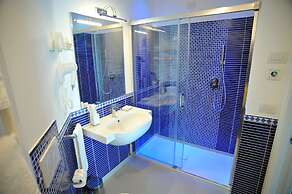 Villa Paradise Resort