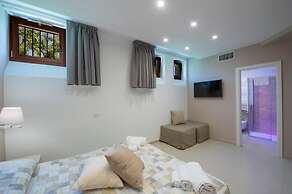 Villa Paradise Resort