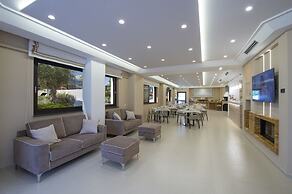 Villa Paradise Resort