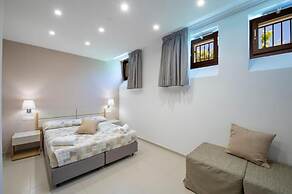 Villa Paradise Resort