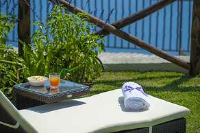 Villa Paradise Resort