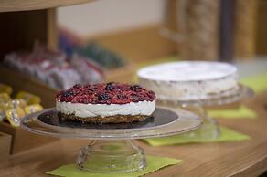 Villa Paradise Resort