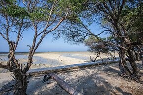 Santorini Beach Resort