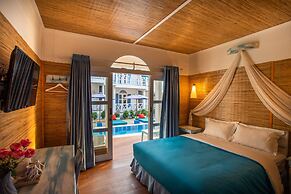 Santorini Beach Resort