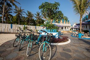 Santorini Beach Resort