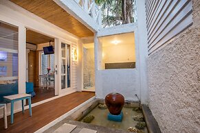 Santorini Beach Resort