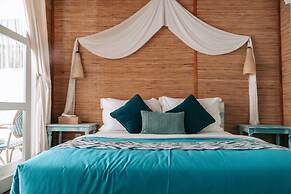 Santorini Beach Resort