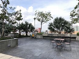 Sunrise City Luxury New 2bed2bath SW POOL1