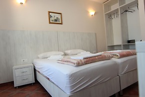Mila & Aleksandr Apartments