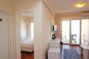 Mila & Aleksandr Apartments