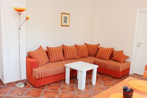 Mila & Aleksandr Apartments