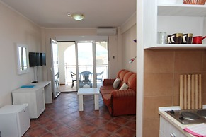 Mila & Aleksandr Apartments