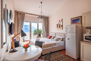 Mila & Aleksandr Apartments