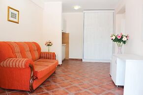 Mila & Aleksandr Apartments