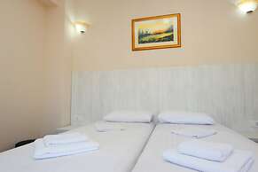 Mila & Aleksandr Apartments