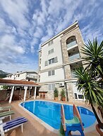 Mila & Aleksandr Apartments