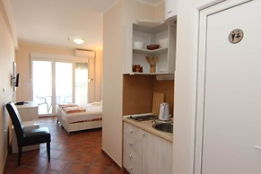 Mila & Aleksandr Apartments