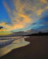 Seagulls Beach & Garden Cabanas