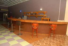 Extravaganza Resort Hotel