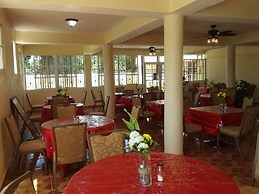 Extravaganza Resort Hotel