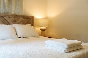 Acadia Suites
