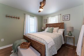 Acadia Suites