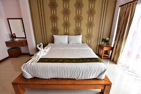 Kaewfathip Apartment